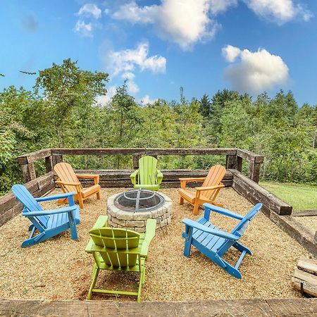 בלו רידג' Sky High Lodge By Bk Stays. Large Cabin. Amazing Views. Game Room. Jacuzzi. Six Bedrooms. Sleeps 12 מראה חיצוני תמונה