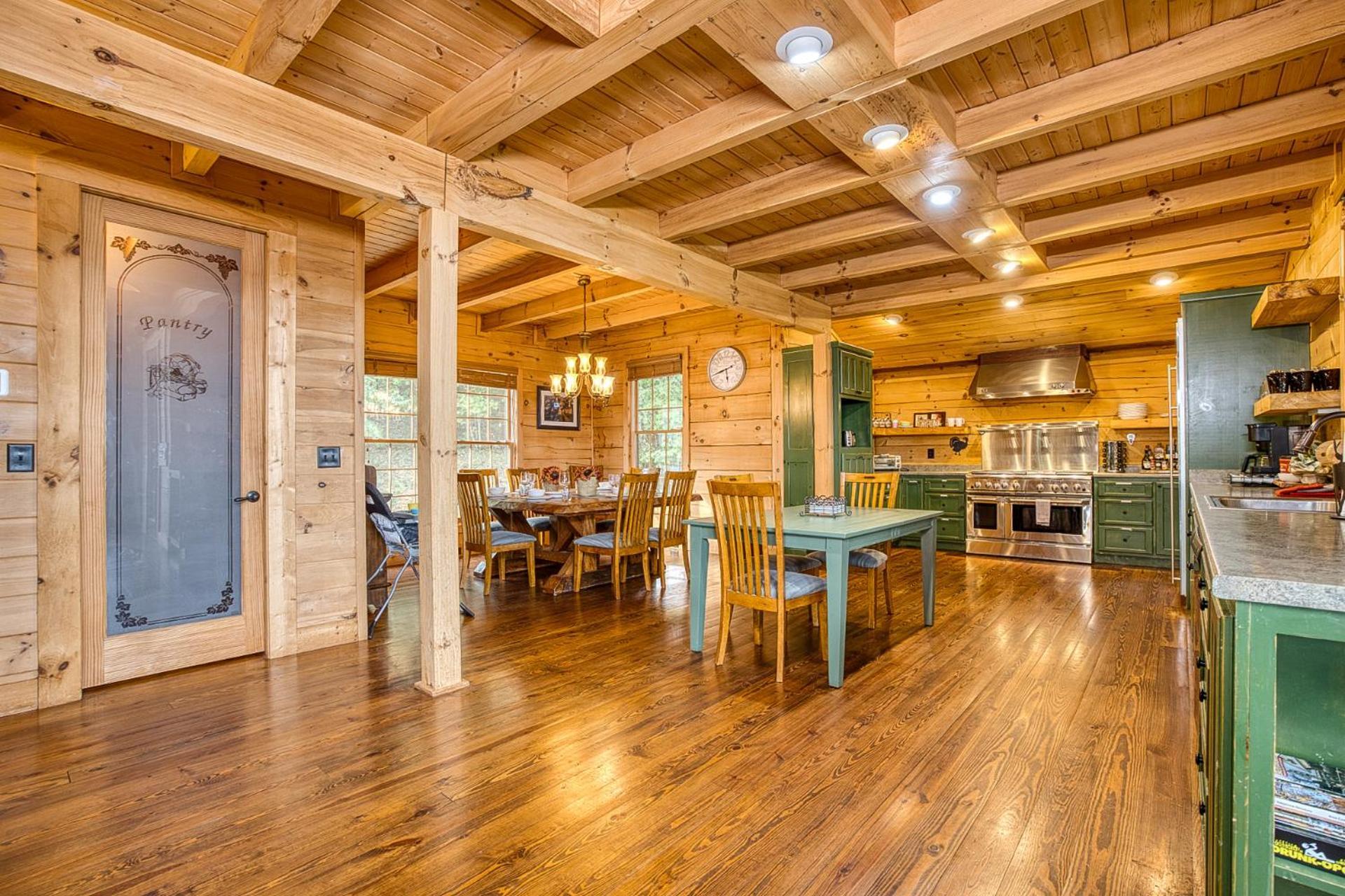 בלו רידג' Sky High Lodge By Bk Stays. Large Cabin. Amazing Views. Game Room. Jacuzzi. Six Bedrooms. Sleeps 12 מראה חיצוני תמונה